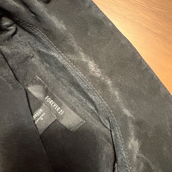 Forever 21 genuine suede leather fringe biker jacket - size small - Picture 9 of 10